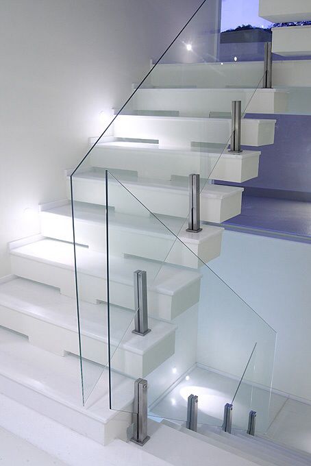 Frameless Glass Staircase Mumbai